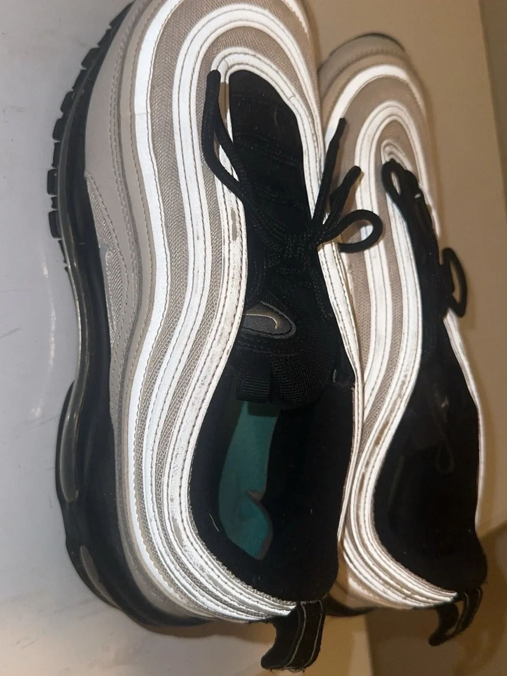 Nike mens Black and Silver Reflective Air Max Sneakers